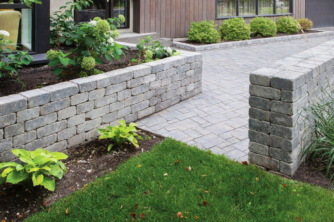 Concrete retaining walls in Novato, CA